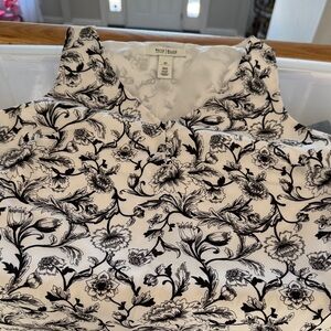 White House Black Market Black and White Floral Blouse